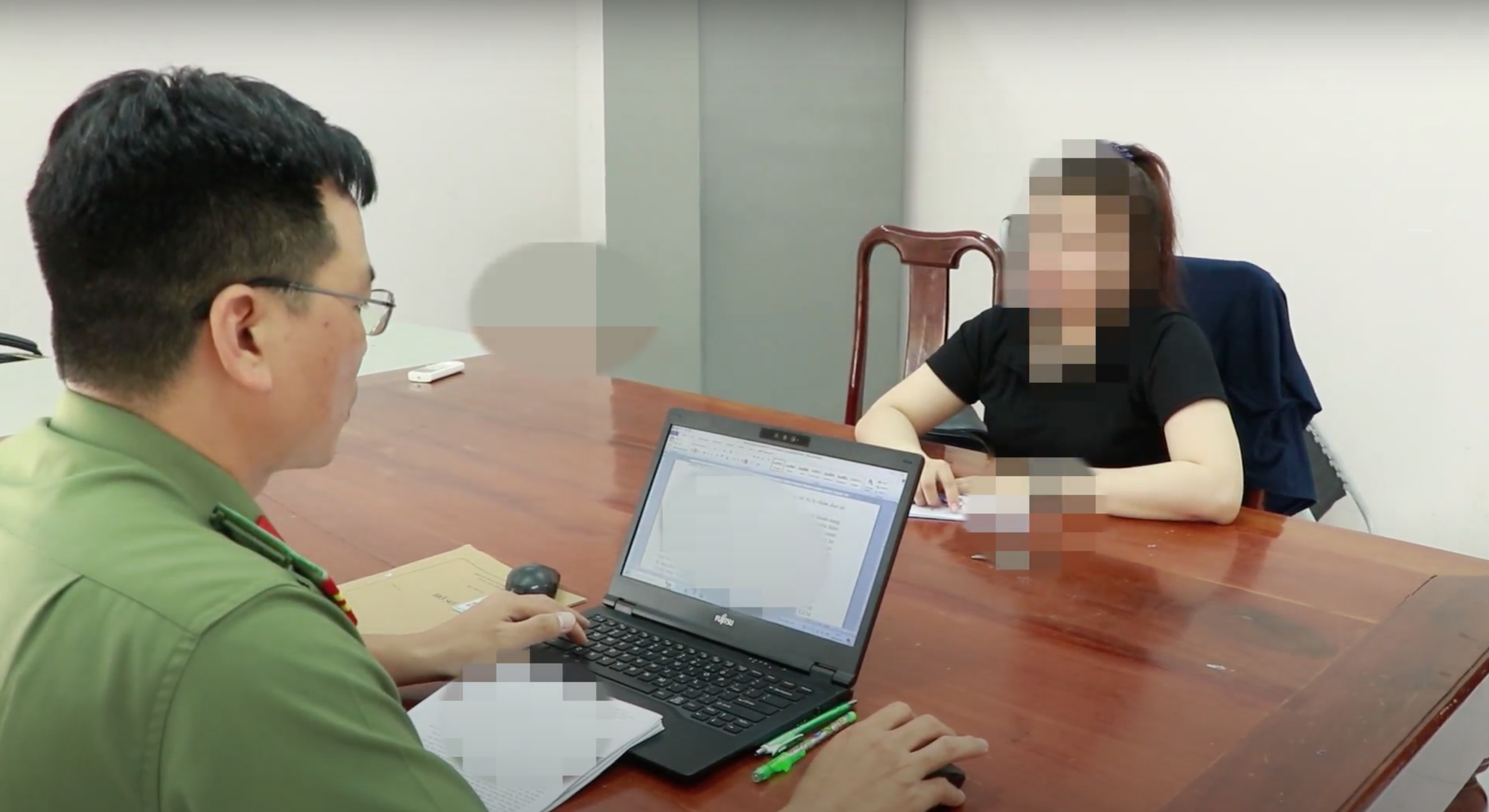 Nhận làm việc online tại nhà, người phụ nữ bị lừa hơn 1 tỷ đồng - Ảnh 1. Nhận làm việc online tại nhà, người phụ nữ bị lừa hơn 1 tỷ đồng - Ảnh 1.