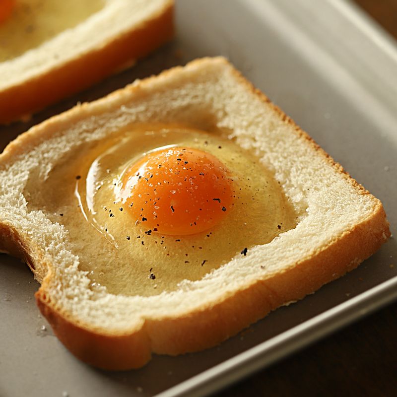 Bữa sáng nhanh gọn, ngon lành với món bánh mì cực dễ làm lại đủ chất - Ảnh 3.