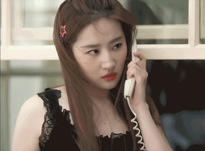 Kh&ocirc;ng ngờ c&oacute; ng&agrave;y Lưu Diệc Phi lại được khen diễn hay, h&uacute;t 890 triệu view nhờ cảnh phim b&ugrave;ng nổ cảm x&uacute;c - Ảnh 1.