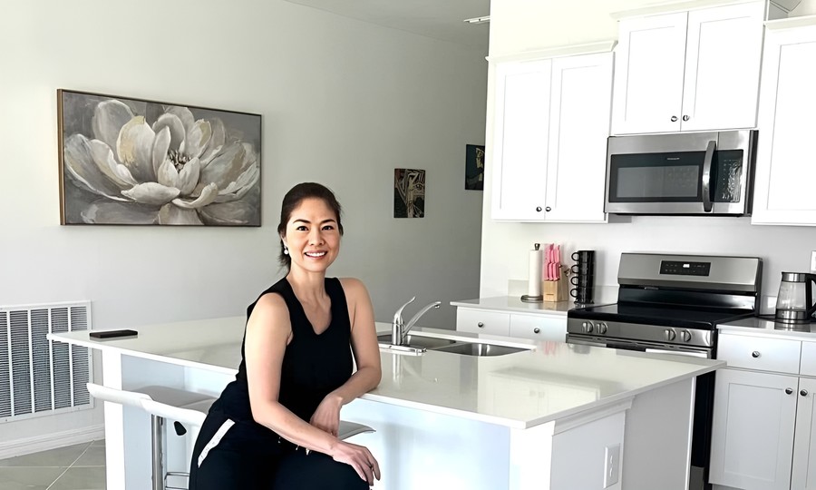 Một nữ ca sĩ bất ngờ mua biệt thự triệu đô thứ 3 ở Mỹ: U55 trải qua 3 đời chồng, giờ sống 1 mình an yên với khối tài sản kếch xù- Ảnh 2. Một nữ ca sĩ bất ngờ mua biệt thự triệu đô thứ 3 ở Mỹ: U55 trải qua 3 đời chồng, giờ sống 1 mình an yên với khối tài sản kếch xù- Ảnh 2.