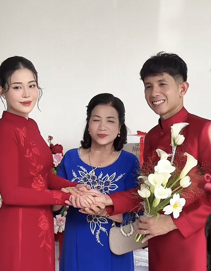 Nguyễn Phong Hồng Duy thuê dàn xe khủng đón vợ thạc sỹ, đám cưới to nhất Bình Phước là đây - Ảnh 5.