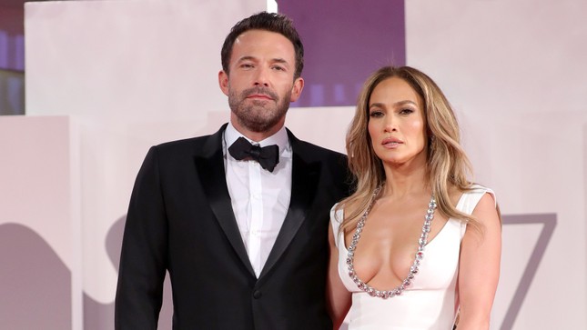 Jennifer Lopez tan vỡ với Ben Affleck vì nghiện tình yêu? - Ảnh 1.