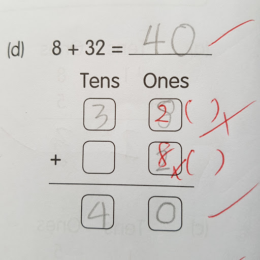 Bài toán gây sóng gió: Con làm &quot;38+2=40&quot; bị gạch sai, cô giáo sửa lại đáp án ĐÚNG thành &quot;40&quot; khiến bố bức xúc đăng đàn bóc phốt - Ảnh 1.