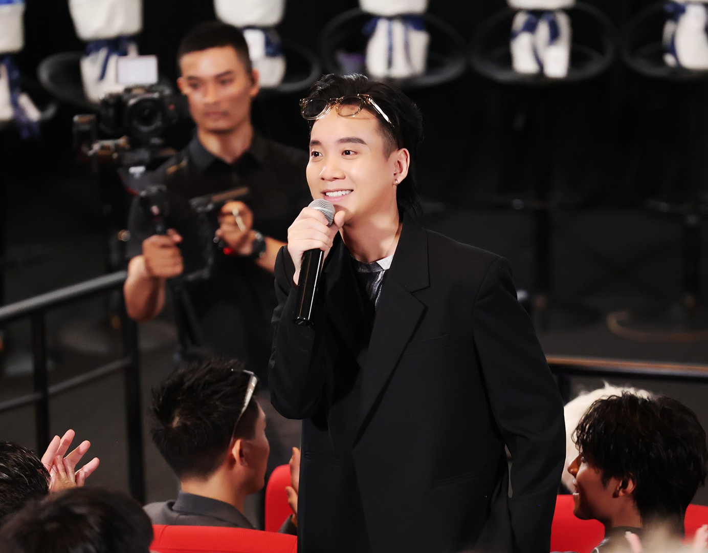 Anh Trai Say Hi liều lĩnh với 100% bài hát mới: JustaTee tưởng hay nhưng chưa đủ để gồng gánh? - Ảnh 6. Anh Trai Say Hi liều lĩnh với 100% bài hát mới: JustaTee tưởng hay nhưng chưa đủ để gồng gánh? - Ảnh 6.