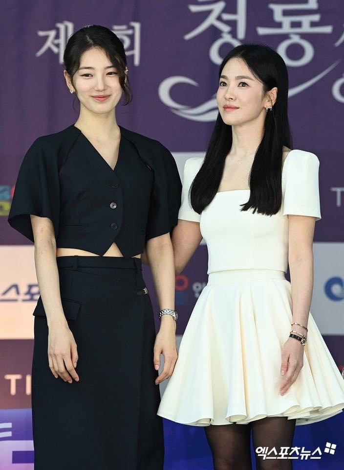 Bức ảnh đang &quot;siêu viral&quot; của Song Hye Kyo, diện váy trắng trẻ trung tới mức hai mỹ nhân nổi tiếng cũng phải ngước nhìn- Ảnh 5.