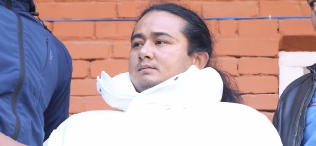 ‘Đức Phật tái sinh’ Nepal bị kết tội lạm dụng tình dục - Ảnh 1.