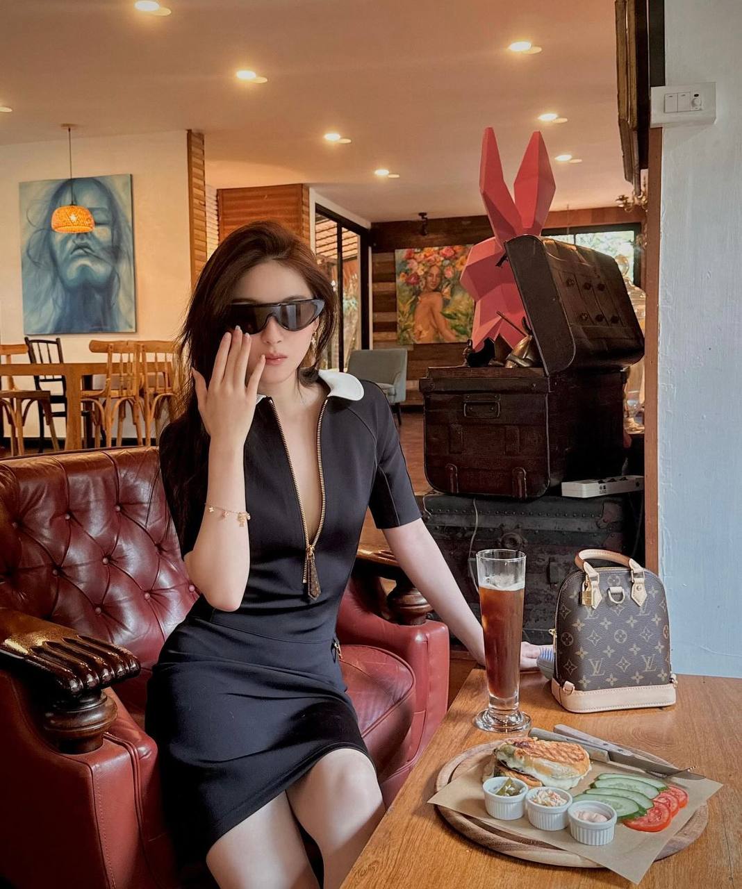 Sao Thái 2K4 này có visual xuất sắc ra sao mà là Sao Thái 2K4 này có visual xuất sắc ra sao mà là