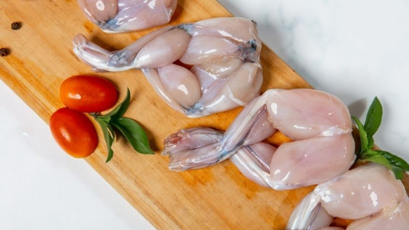 Bí quyết làm món đùi ếch rang muối giòn rụm, đậm đà hương vị - Ảnh 1. Bí quyết làm món đùi ếch rang muối giòn rụm, đậm đà hương vị - Ảnh 1.