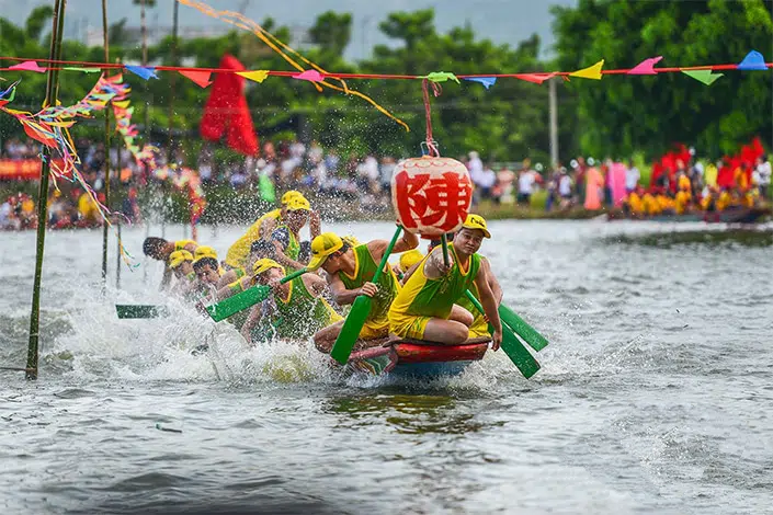 Tản mạn về loại bánh may mắn ngày Tết Đoan ngọ của người phương Đông: Nhiều tên gọi nhưng đều chung một ý nghĩa - Ảnh 3.