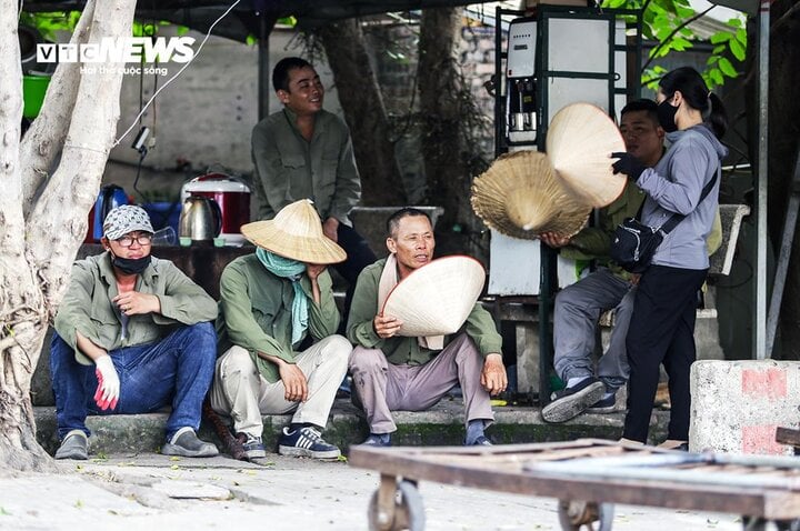 Tháng 7, nắng nóng gia tăng ở miền Bắc, Biển Đông xuất hiện 1-2 cơn bão và ATNĐ - Ảnh 1.