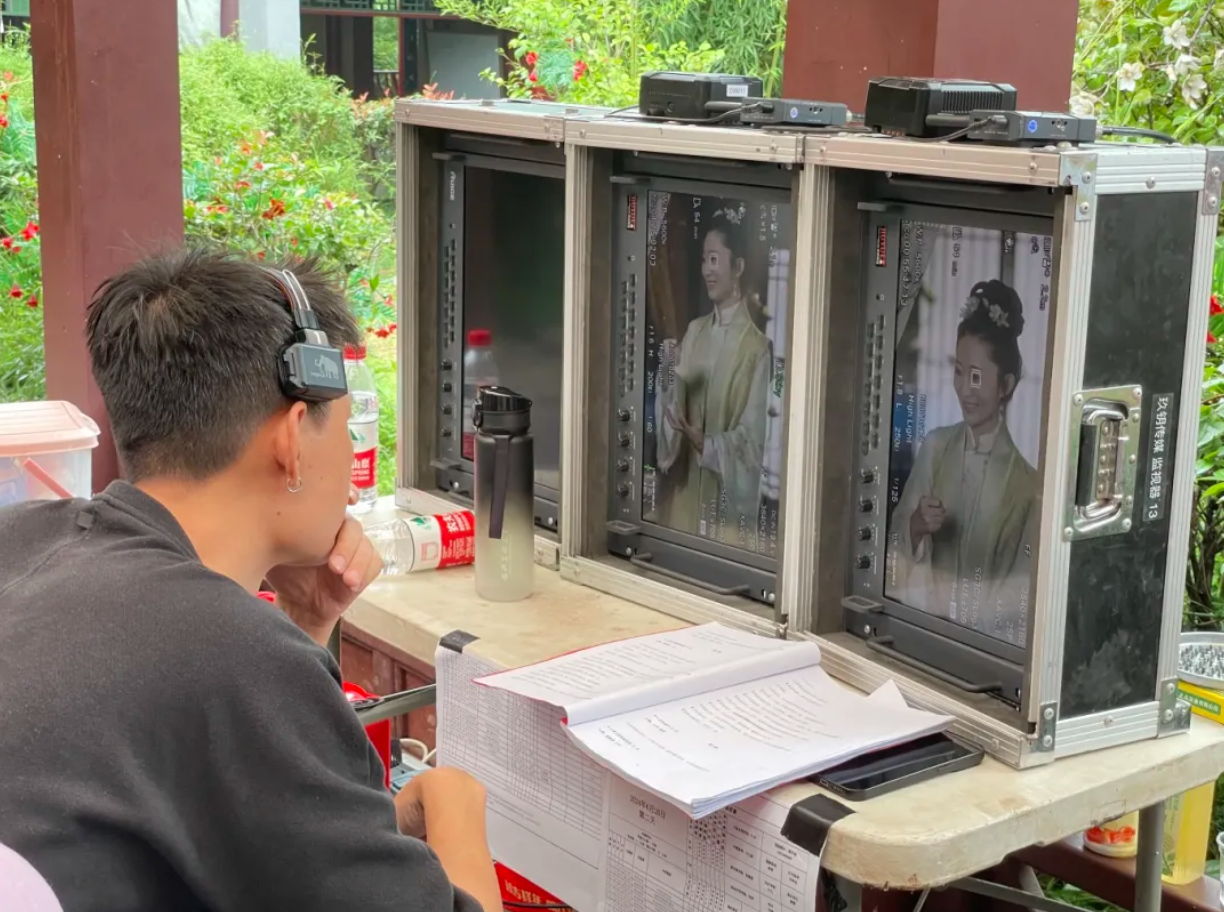 Phim cổ trang thủ ngữ đầu tiên bấm máy - Ảnh 2. Phim cổ trang thủ ngữ đầu tiên bấm máy - Ảnh 2.