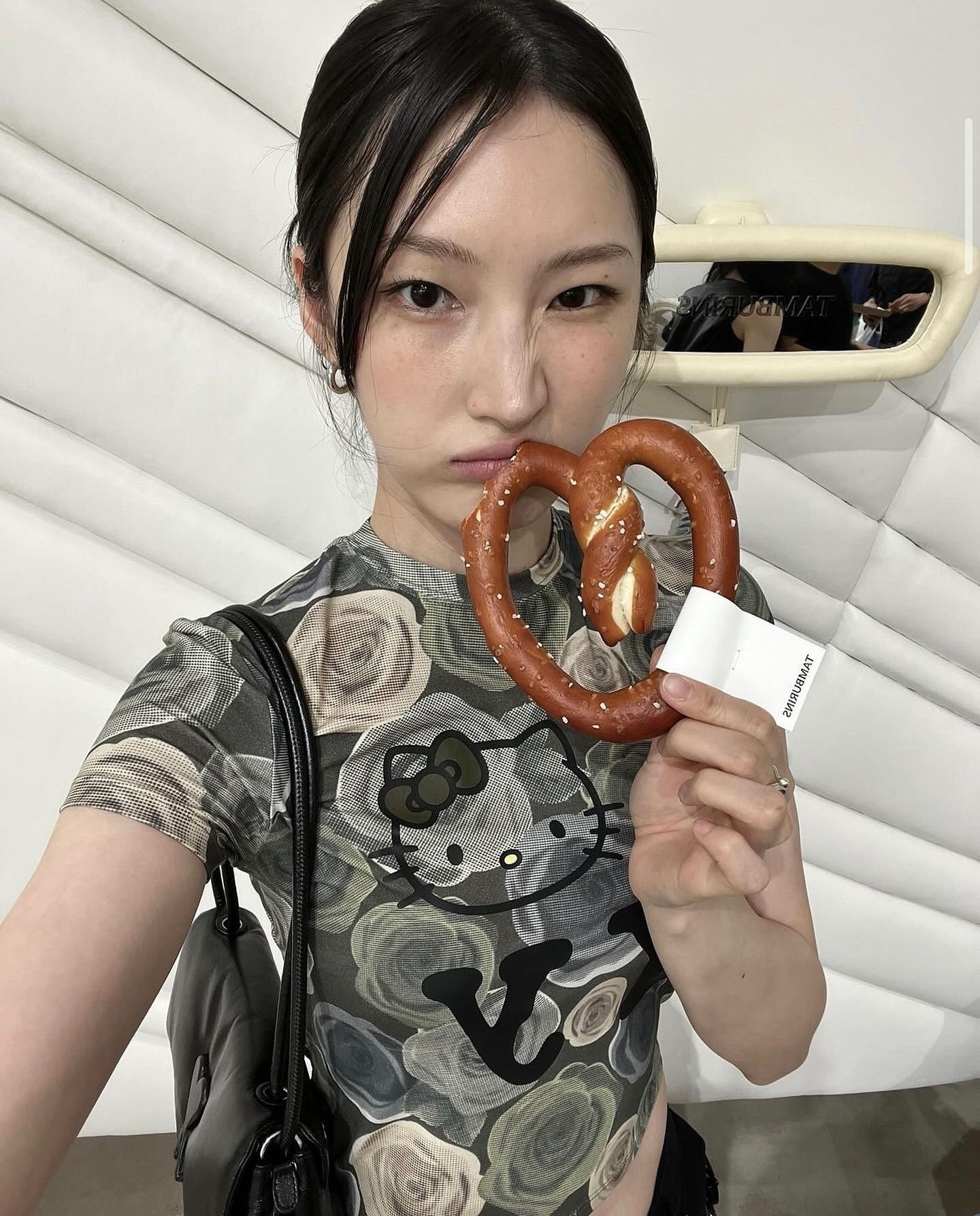 y-formerly-theopen-product-on-june-01-2024-tagging-osonghwa-may-be-an-image-of-1-person-pretzel-and-text-17206738979971633565795-1720888640702-17208886408531967330804.jpg