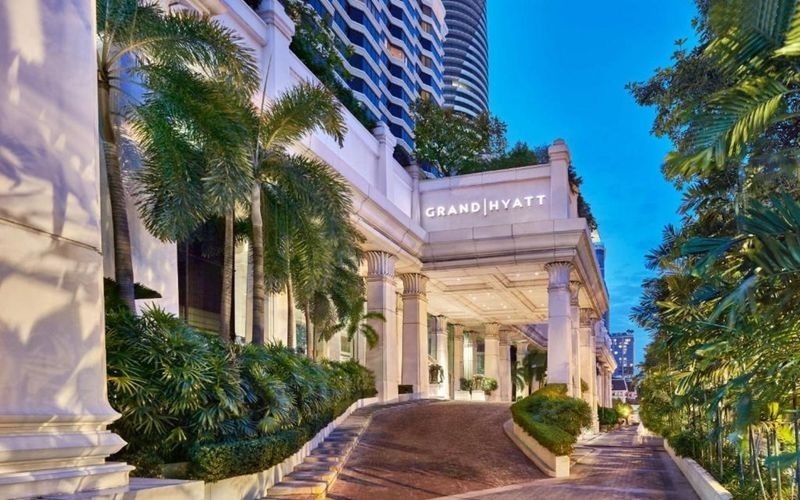 Bên trong khách sạn Grand Hyatt Erawan - nơi xảy ra vụ 6 người Việt tử vong - Ảnh 1.