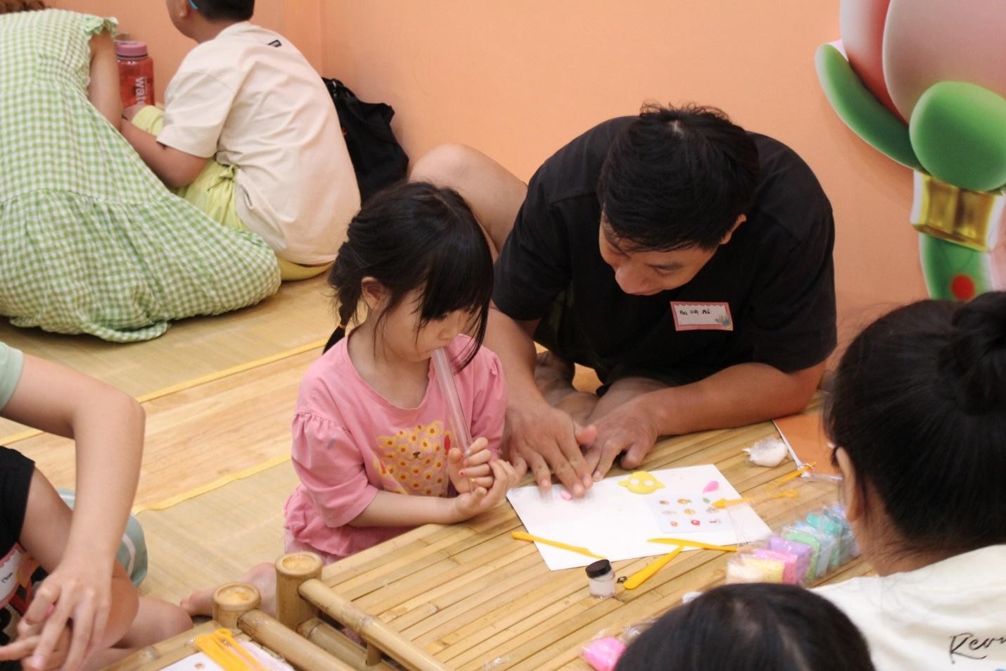 60 ph&uacute;t l&agrave;m bạn thật sự c&ugrave;ng con- Ảnh 2.