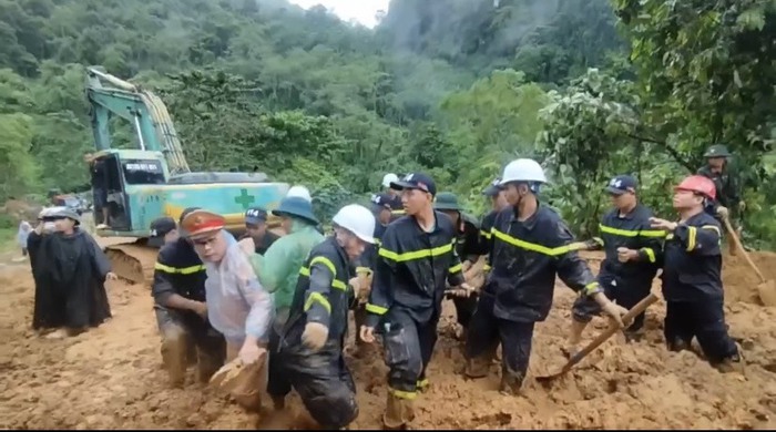 Sau vụ sạt lở tại Hà Giang: Cậu bé 14 tuổi mồ côi cả bố lẫn mẹ - Ảnh 3.