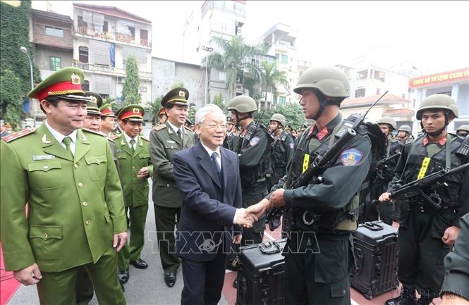 Tổng Bí thư Nguyễn Phú Trọng: Trọn đời vì nước, vì dân - Ảnh 12.