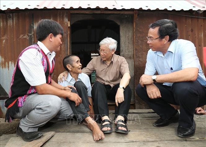 Tổng Bí thư Nguyễn Phú Trọng: Trọn đời vì nước, vì dân - Ảnh 22.