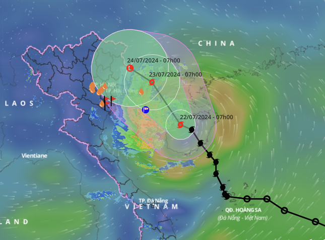 Bão giật cấp 12 trên vịnh Bắc Bộ, mưa lớn hơn dự báo - Ảnh 1.