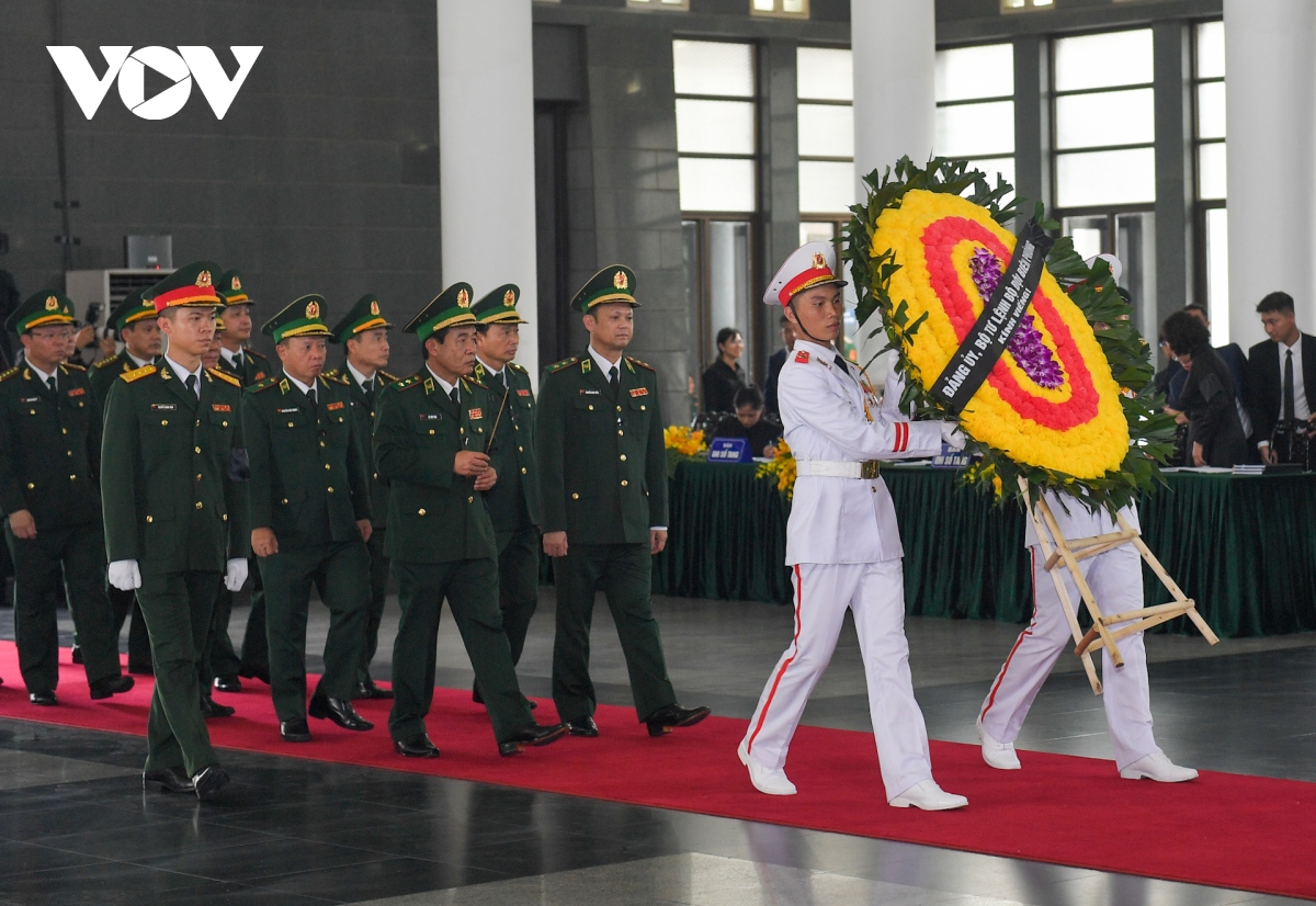 Cập nhật: Lễ viếng Tổng Bí thư Nguyễn Phú Trọng - Ảnh 1.