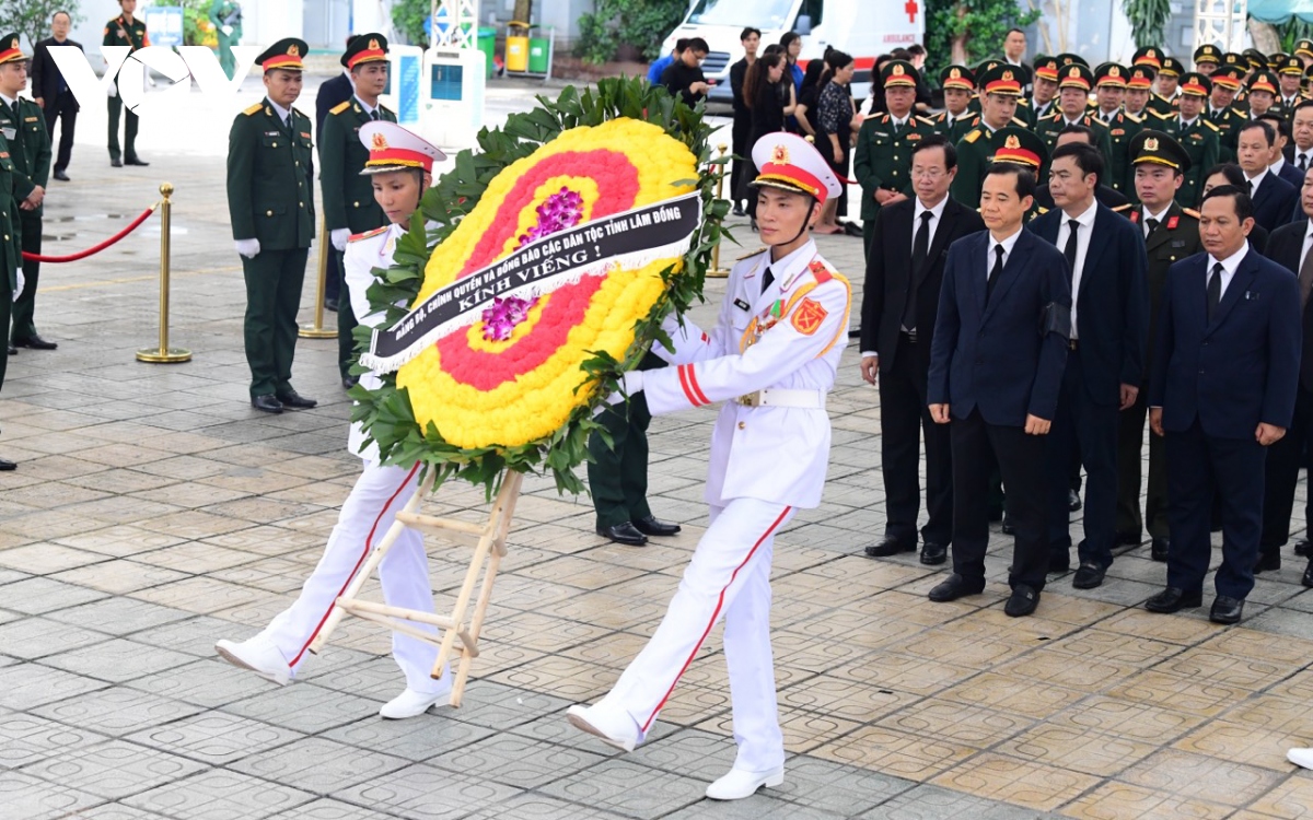 Cập nhật: Lễ viếng Tổng Bí thư Nguyễn Phú Trọng - Ảnh 2.