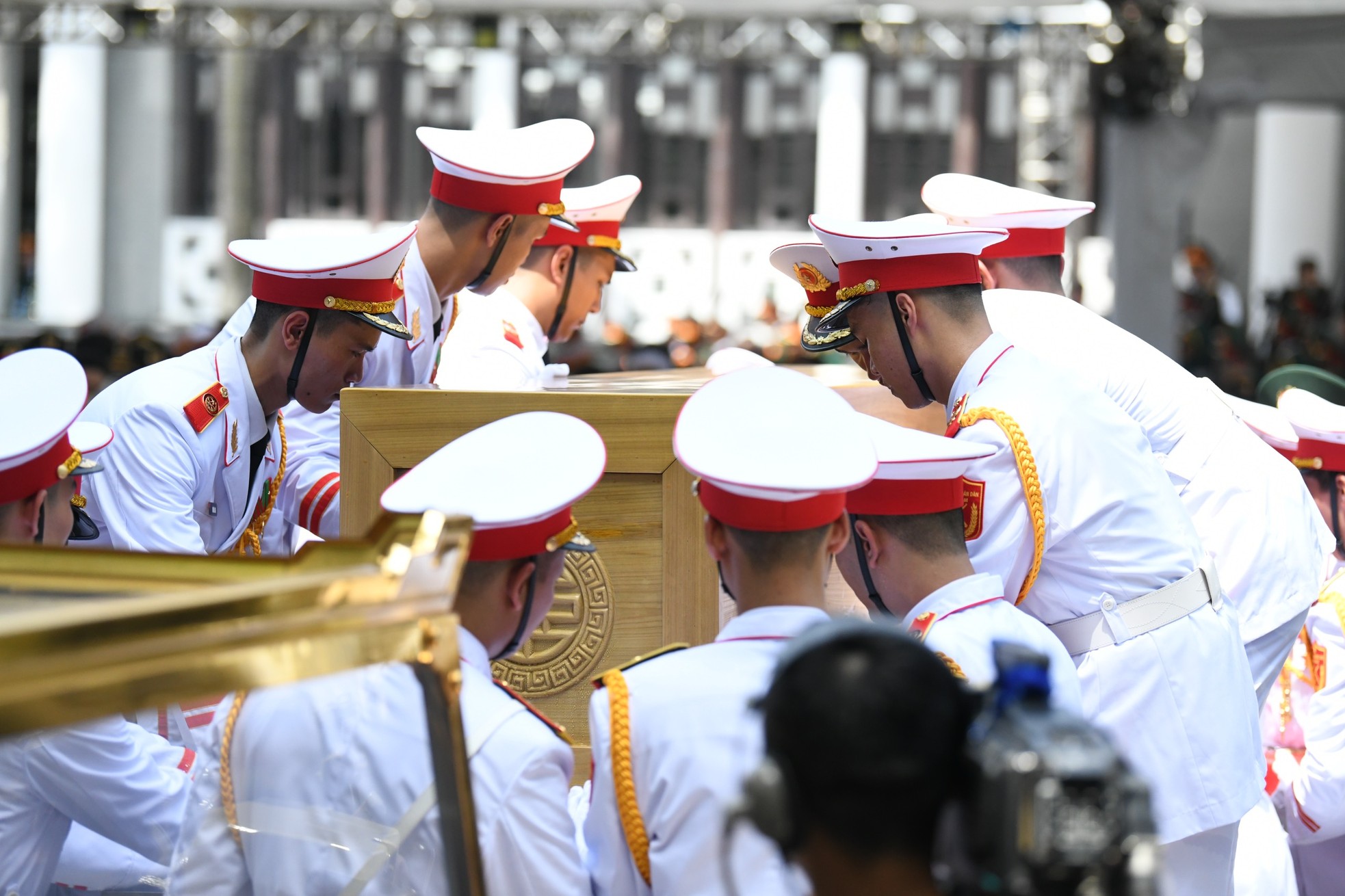 Nghiêm trang lễ di quan Tổng Bí thư Nguyễn Phú Trọng - Ảnh 4.