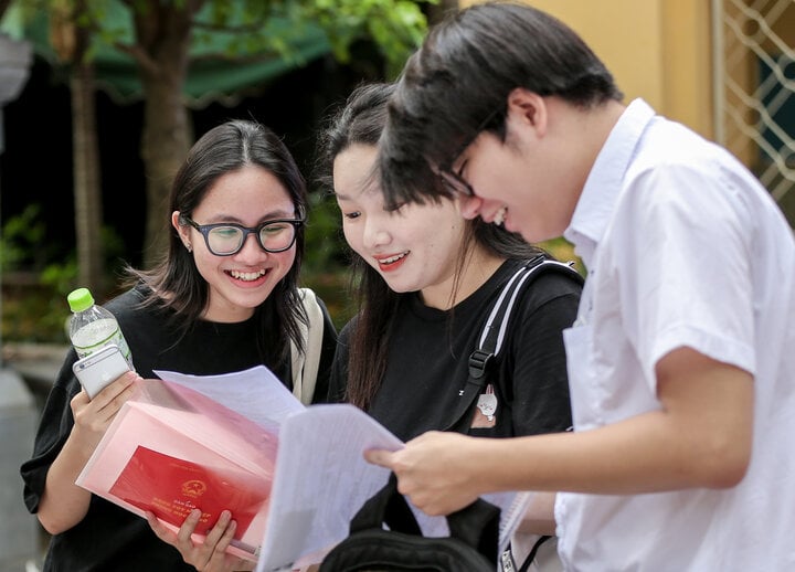 Thí sinh chỉ còn 1 ngày để đăng ký, điều chỉnh nguyện vọng xét tuyển đại học - Ảnh 1.