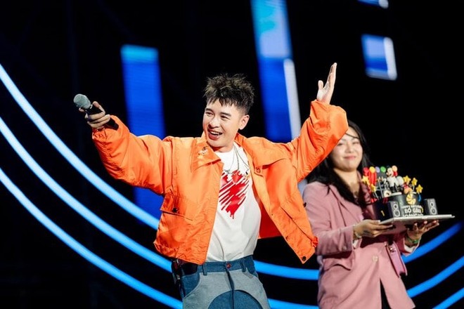 Ho&agrave;ng tử Vpop ở ẩn 10 năm: T&ocirc;i mua v&agrave;i căn hộ kh&aacute;ch sạn v&agrave; đầu tư thuận lợi - Ảnh 4.