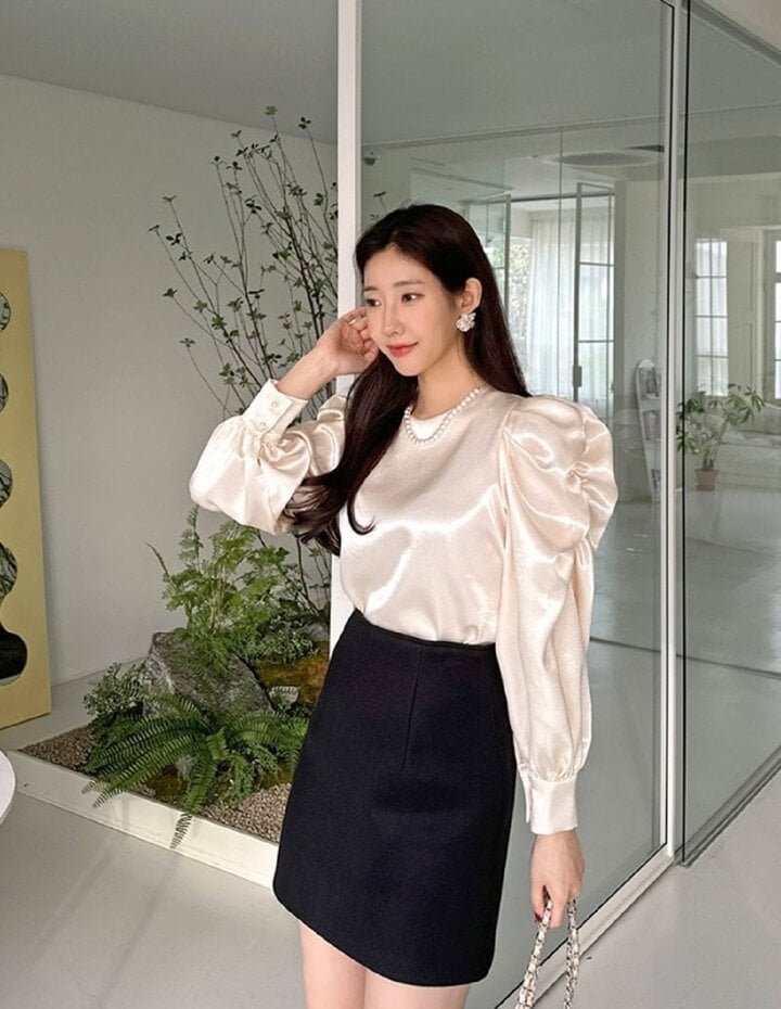 Kiểu áo blouse điệu đà giúp bạn có diện mạo hút hồn - Ảnh 5.