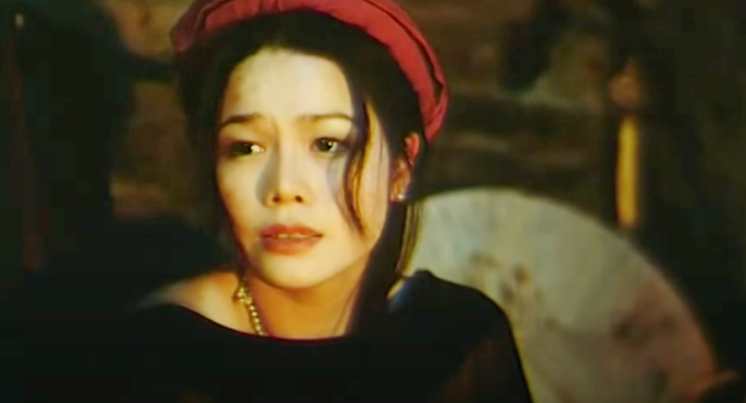 Phim cổ trang Việt đỉnh nhất: Nữ chính xinh đến phát hờn, chỉ quay cảnh cởi áo yếm cũng gây náo loạn - Ảnh 4.