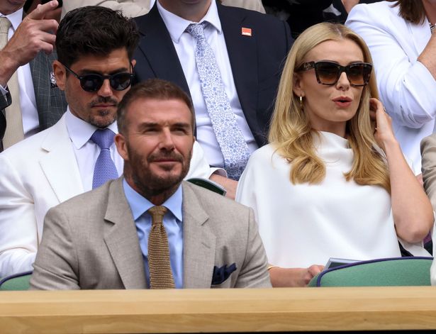 David Beckham ngồi ở &quot;khu hoàng gia&quot; trên khán đài Wimbledon, vợ chồng Harry - Meghan thêm một lần &quot;muối mặt&quot;?- Ảnh 4.
