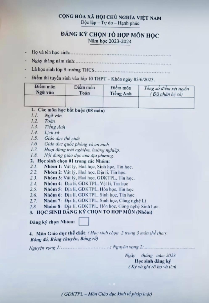 Con thi đỗ lớp 10, phụ huynh Hà Nội vẫn &quot;đau đầu&quot; trước một vấn đề quan trọng: Chọn sai có thể thay đổi cả tương lai - Ảnh 1.