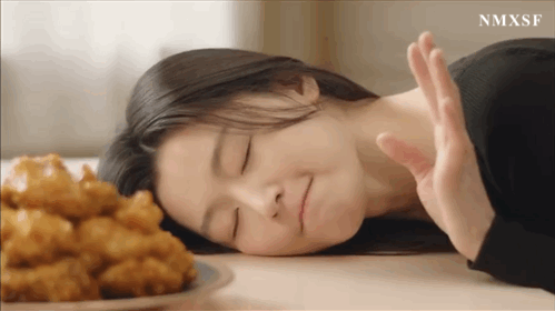 Mợ chảnh giảm 10kg nhờ 2 chiêu: 1 trong số đó là tô son thật đẹp trước khi ăn - Ảnh 3. Mợ chảnh giảm 10kg nhờ 2 chiêu: 1 trong số đó là tô son thật đẹp trước khi ăn - Ảnh 3.