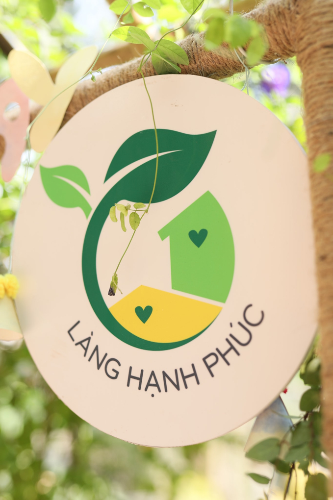 Có 1 ngôi trường mầm non &quot;kỳ lạ&quot; ở Hà Nội: Học sinh tha hồ mộng mơ, rong chơi, các cô giáo cũng như những... đứa trẻ chưa lớn - Ảnh 12.