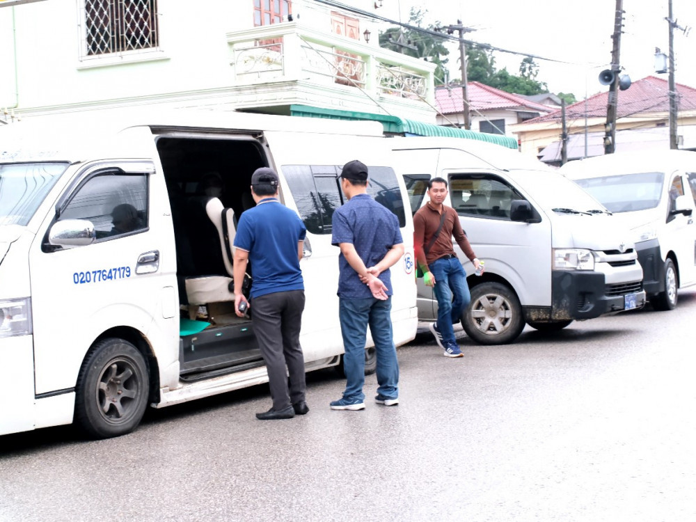 Sự cố bất ngờ chưa từng kể sau cuộc đột kích, bắt 155 người trong toà nhà &quot;bất khả xâm phạm&quot;- Ảnh 2.