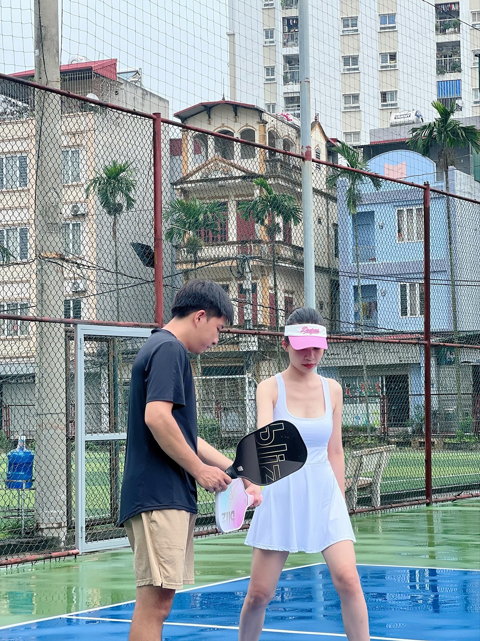 Người vợ lên tiếng làm rõ thông tin “quay lén nữ học viên và thầy giáo trên sân pickleball”- Ảnh 3.