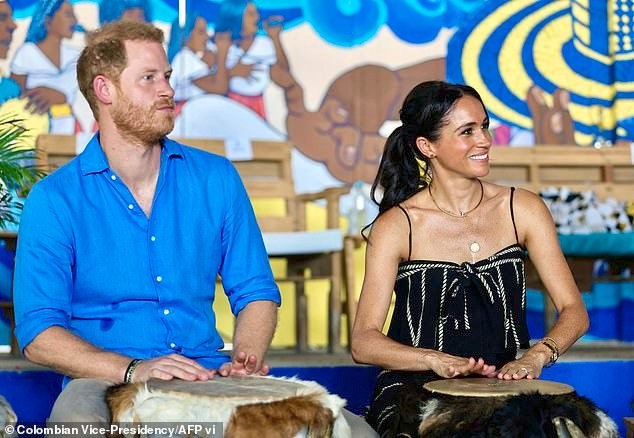 3.000 cảnh sát, lính bắn tỉa bảo vệ Meghan - Harry - Ảnh 2.