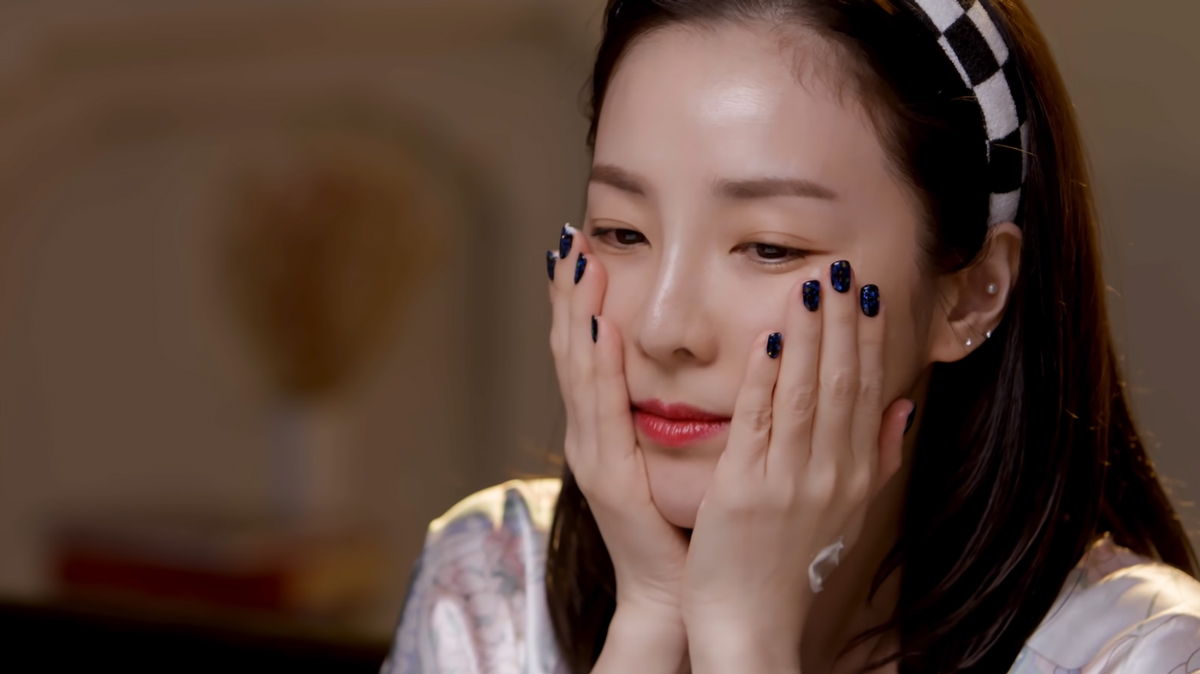 sandara-park-skincare-routine-insert-1723001874739-17230018751421182968235-1724321719859-1724321720091147655961-1724323096273-1724323096351733629743.jpg