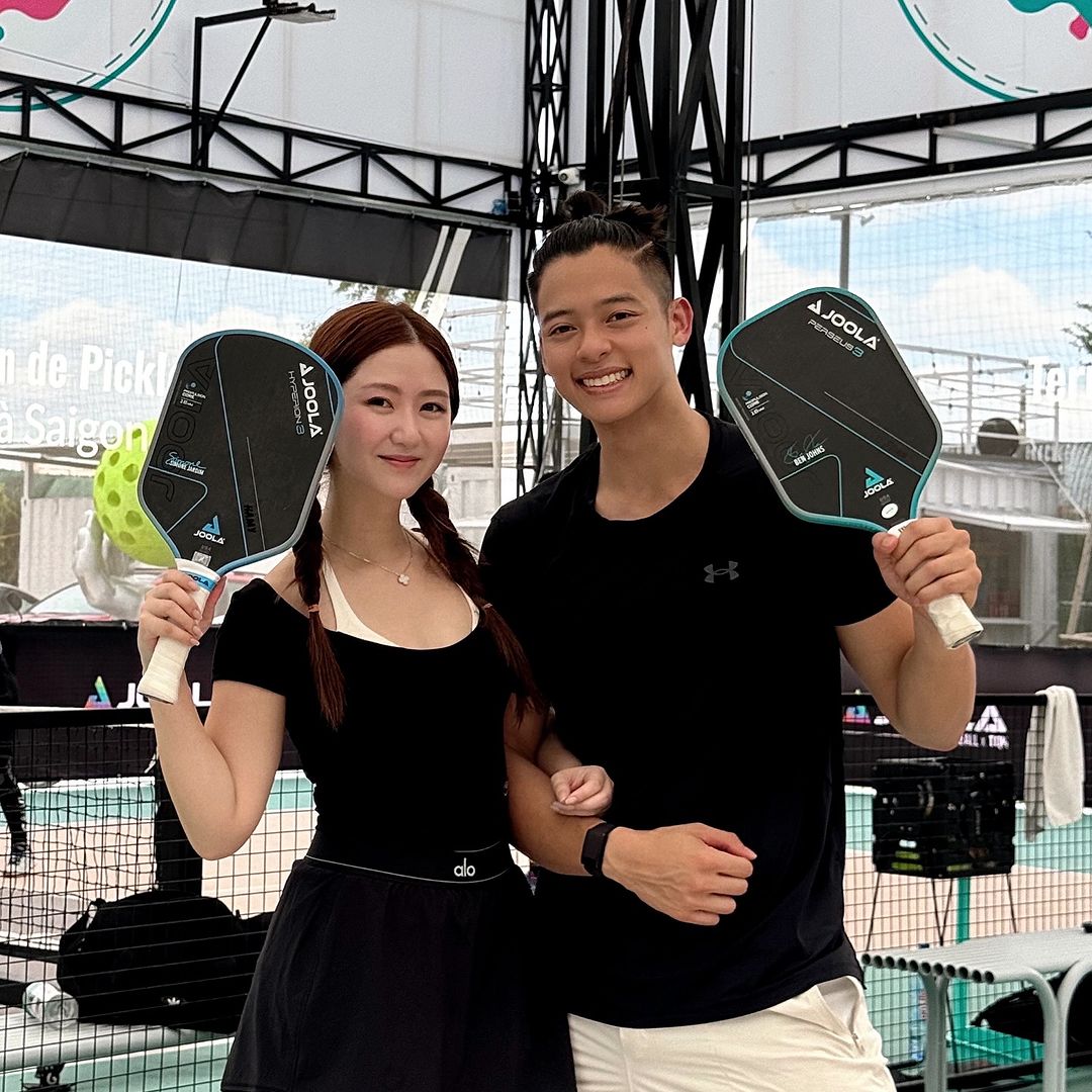 Mỹ nhân Việt chơi pickleball đâu chỉ chú tâm quần áo, tới vợt cũng rất chịu chi- Ảnh 15.