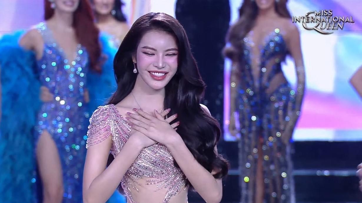 Tường San xoay váy đẹp chấn động tại chung kết Miss International Queen!- Ảnh 7.