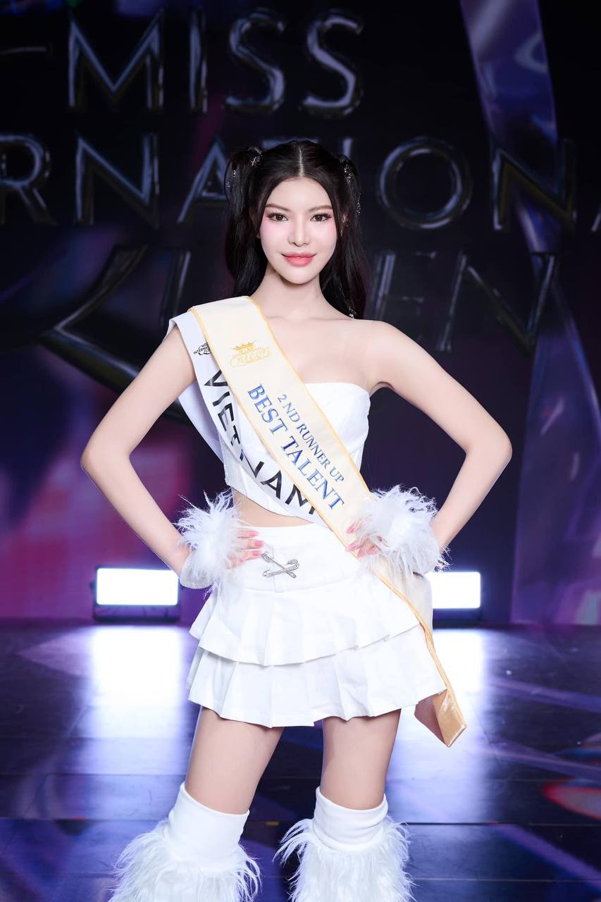 Tường San xoay váy đẹp chấn động tại chung kết Miss International Queen!- Ảnh 13.