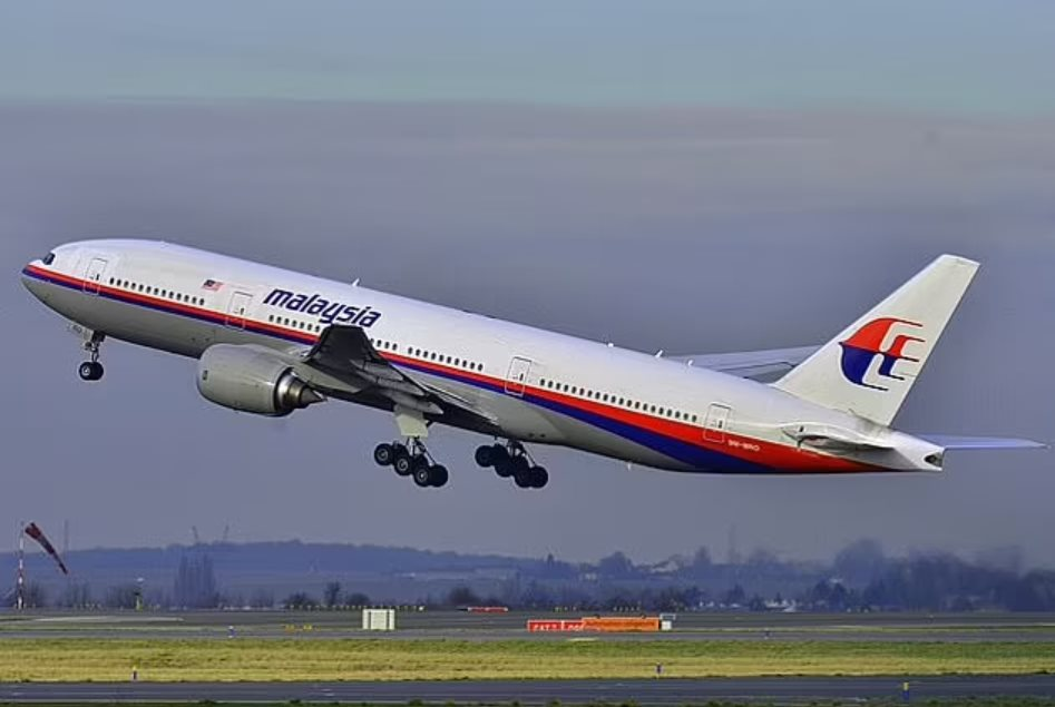 Nhà nghiên cứu tìm ra “nơi ẩn náu hoàn hảo” của MH370, đặt giả thuyết về hành động mờ ám của phi công qua một kĩ năng lái máy bay ít thấy - Ảnh 3.