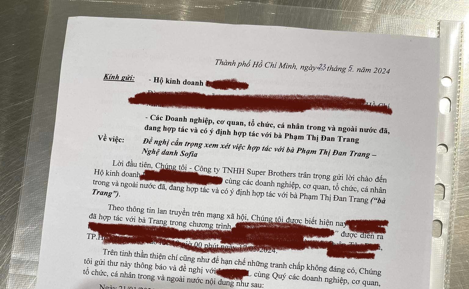 NÓNG: Sofia đăng 33 tấm ảnh kèm tâm thư tố cáo Châu Đăng Khoa và công ty triệt đường sống, 3 năm đi hát chưa bao giờ nhận được điều này!- Ảnh 7.