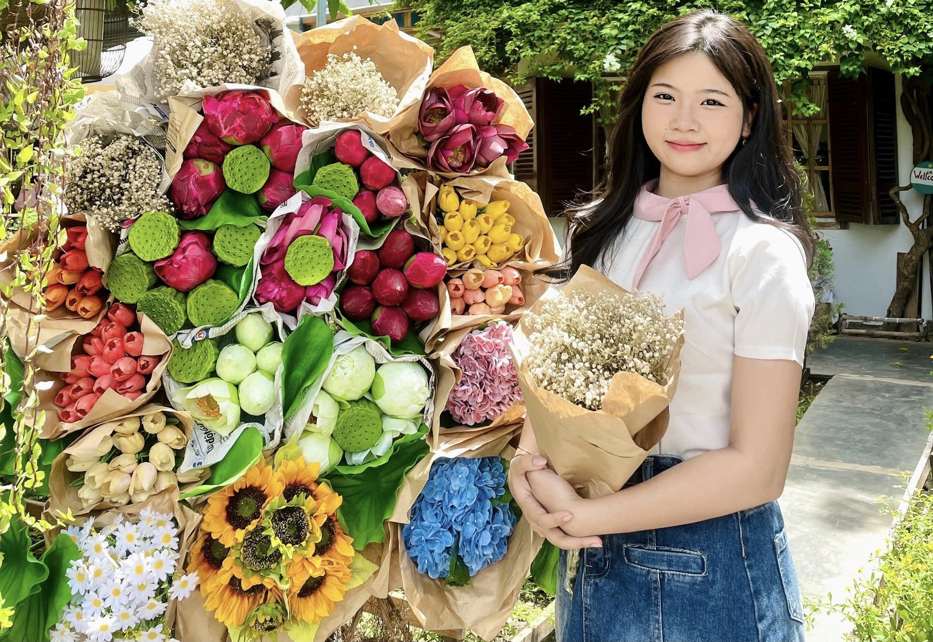 'Bắt trend' mùa thu Hà Nội giữa lòng Đà Nẵng- Ảnh 4.