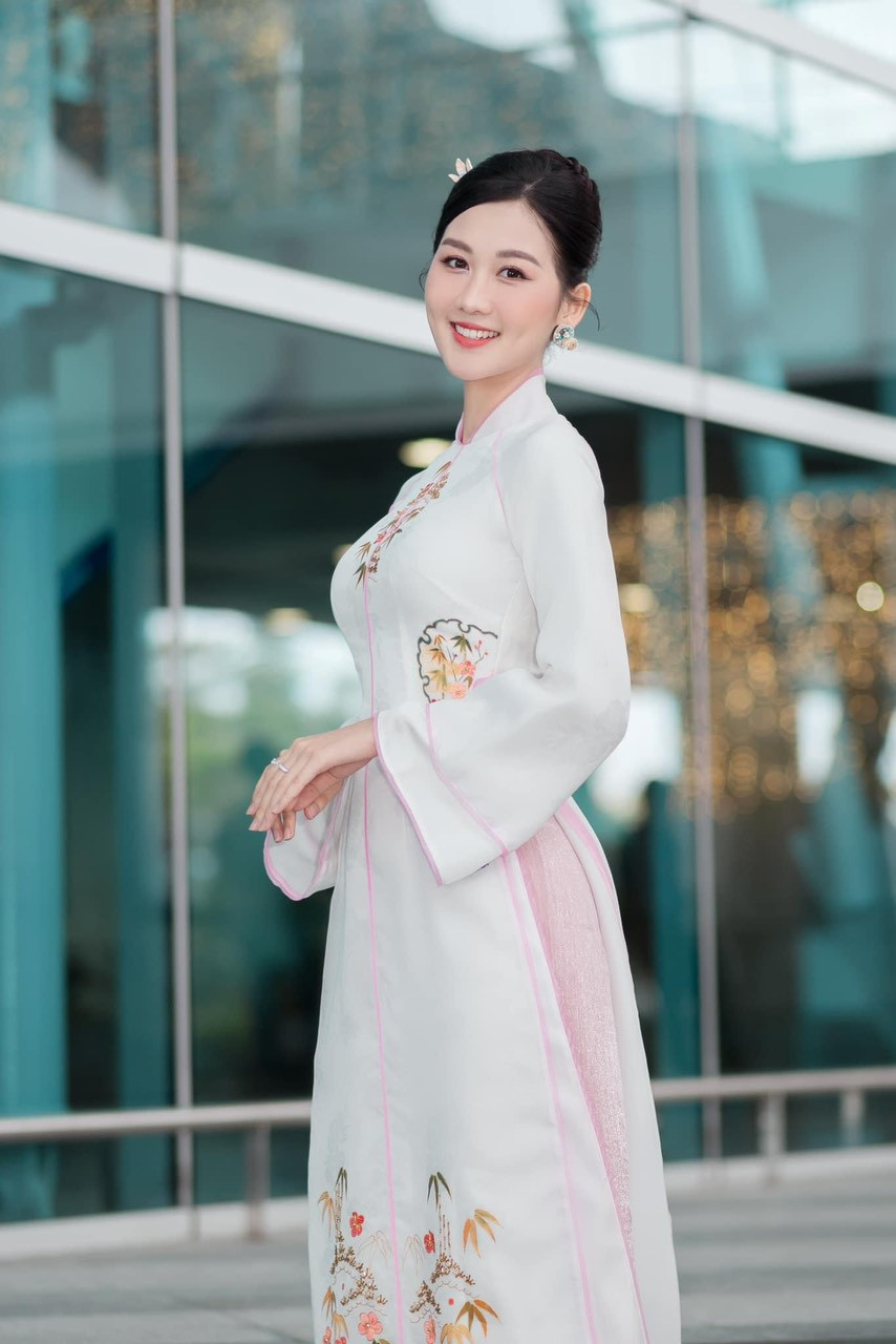 Tân Hoa hậu Miss Grand Vietnam 2024: Giỏi tiếng Hàn, từng &quot;gây sốt&quot; mạng xã hội với màn hát và rap- Ảnh 8.