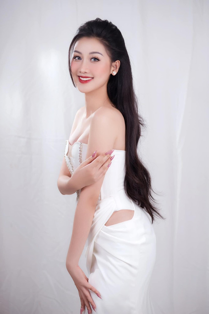 Tân Hoa hậu Miss Grand Vietnam 2024: Giỏi tiếng Hàn, từng &quot;gây sốt&quot; mạng xã hội với màn hát và rap- Ảnh 6.