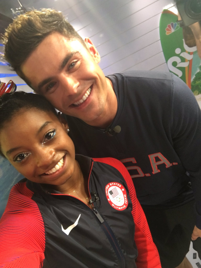 zac-efron-simone-biles-2016-8689-1639-1722778109067-17227781092081771688331.jpg