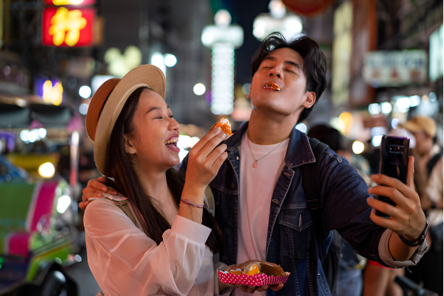 Khi ẩm thực th&agrave;nh &ocirc;ng tơ, b&agrave; nguyệt - Ảnh 1.