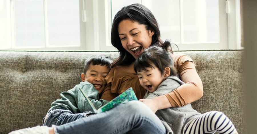 Mẹo hay dạy con y&ecirc;u thương đ&uacute;ng c&aacute;ch - Ảnh 2.