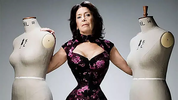 Người phụ nữ c&oacute; v&ograve;ng eo 51 cm nhỏ nhất thế giới tiết lộ b&iacute; quyết siết d&aacute;ng - Ảnh 1.