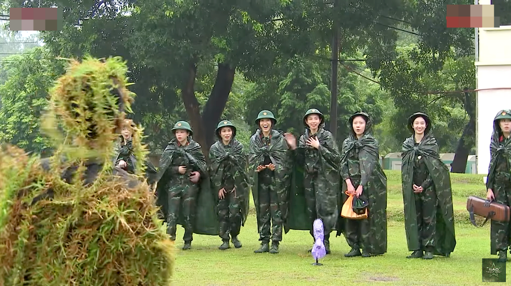 Sao nhập ngũ 2024 mở màn: Hoa hậu Thùy Tiên khóc thét, Uyển Ân gây bất ngờ tột độ- Ảnh 2.